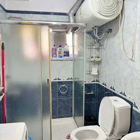 Centre Lions Gate 10 Tirana