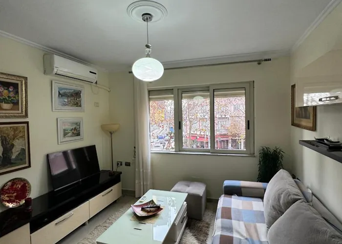 Centre Lions Gate 10 Lägenhet